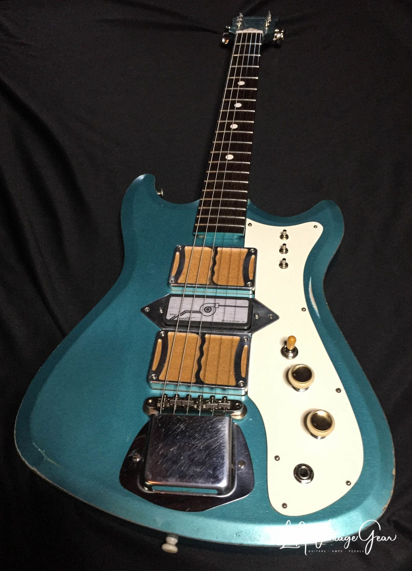 Ronin "Silvertone" Mod Shop Electric Guitar in Metallic Blue - 2 Foilbuckers & 1 Speedster Pickup