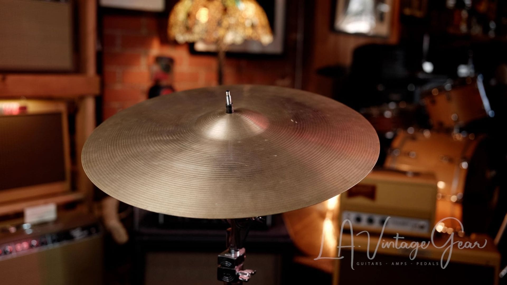 Paiste 18” 602 Crash Cymbal - 1725 Grams - Audio / Video Clip !