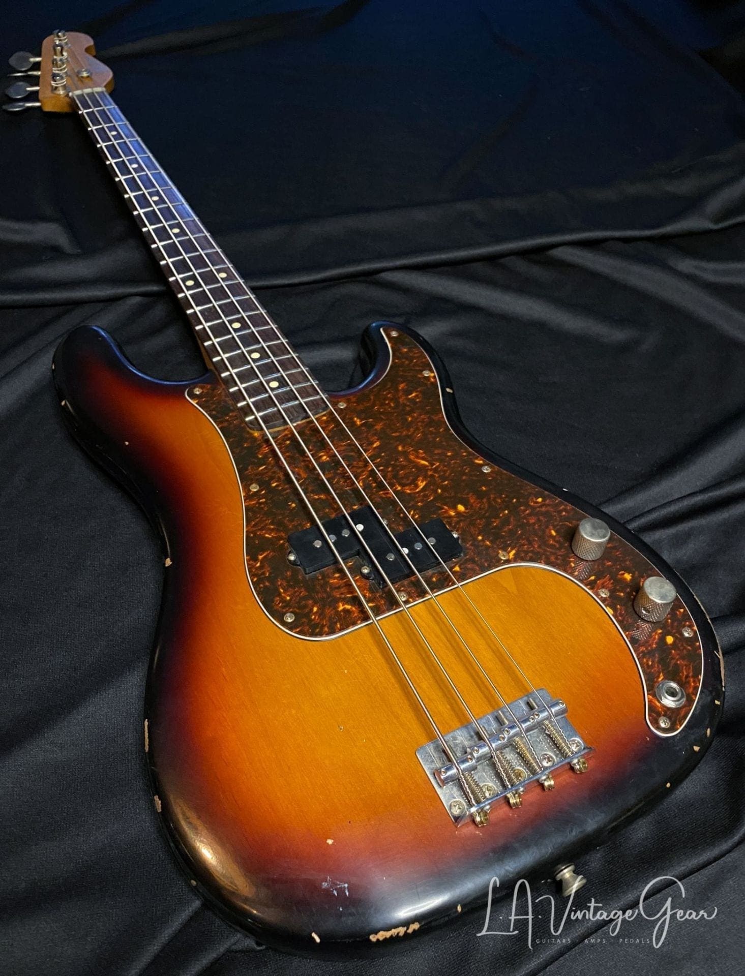 K-Line P-Bass 2020 - In a Medium Relic'd 3 Tone Sunburst - Image 4
