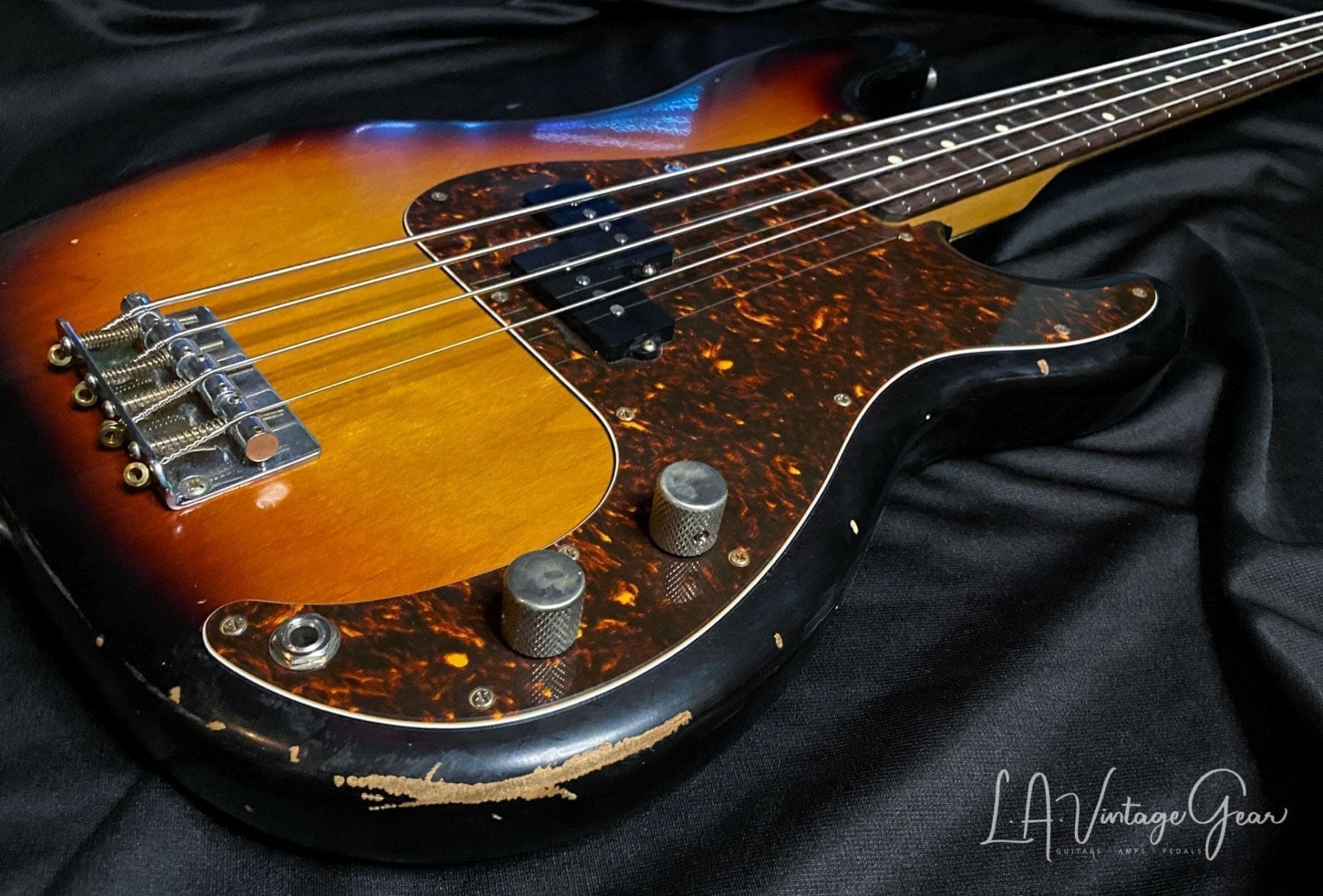 K-Line P-Bass 2020 - In a Medium Relic'd 3 Tone Sunburst - Image 6