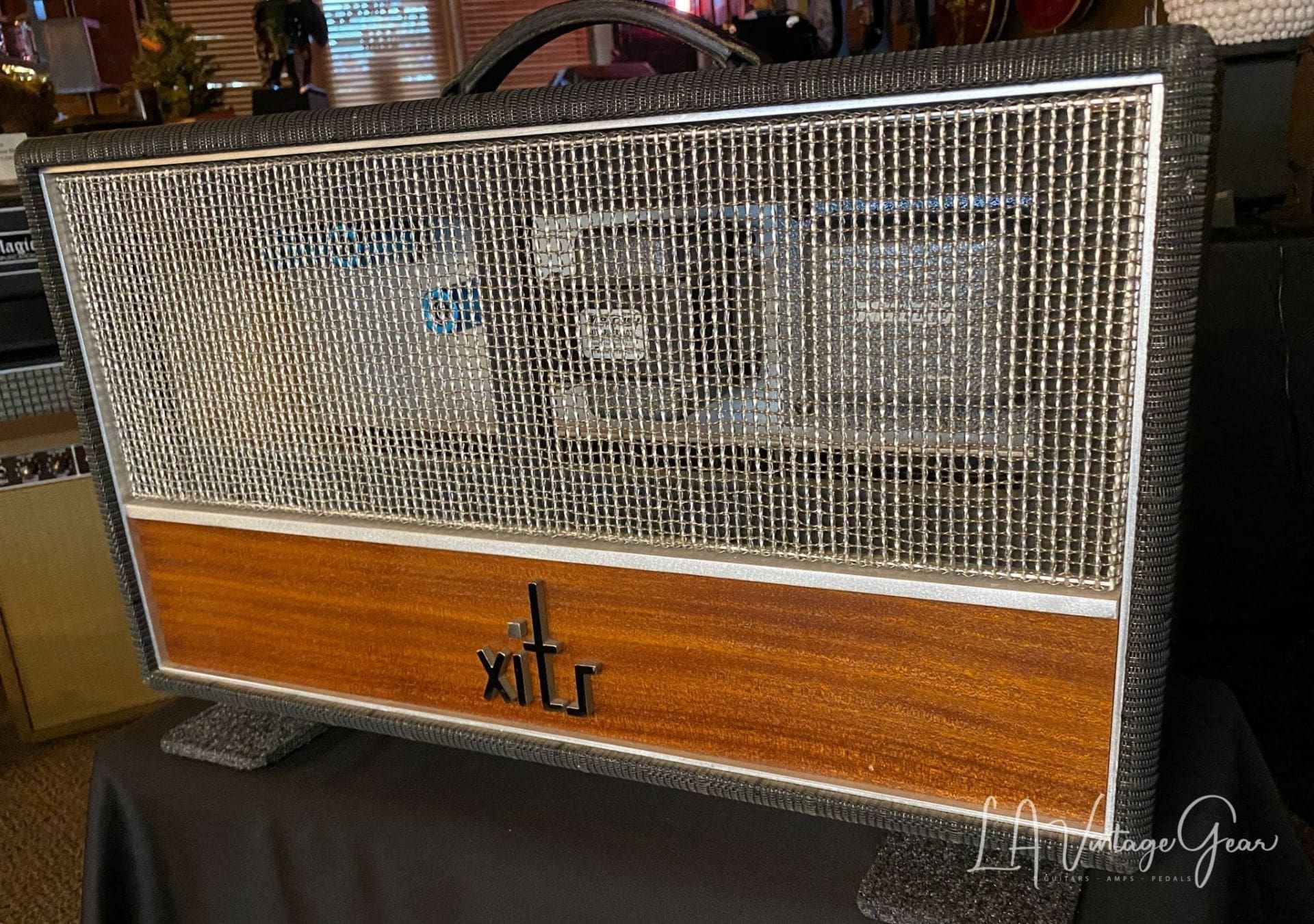 XITS Piper XTB30 Guitar Amplifier Head - Rare!