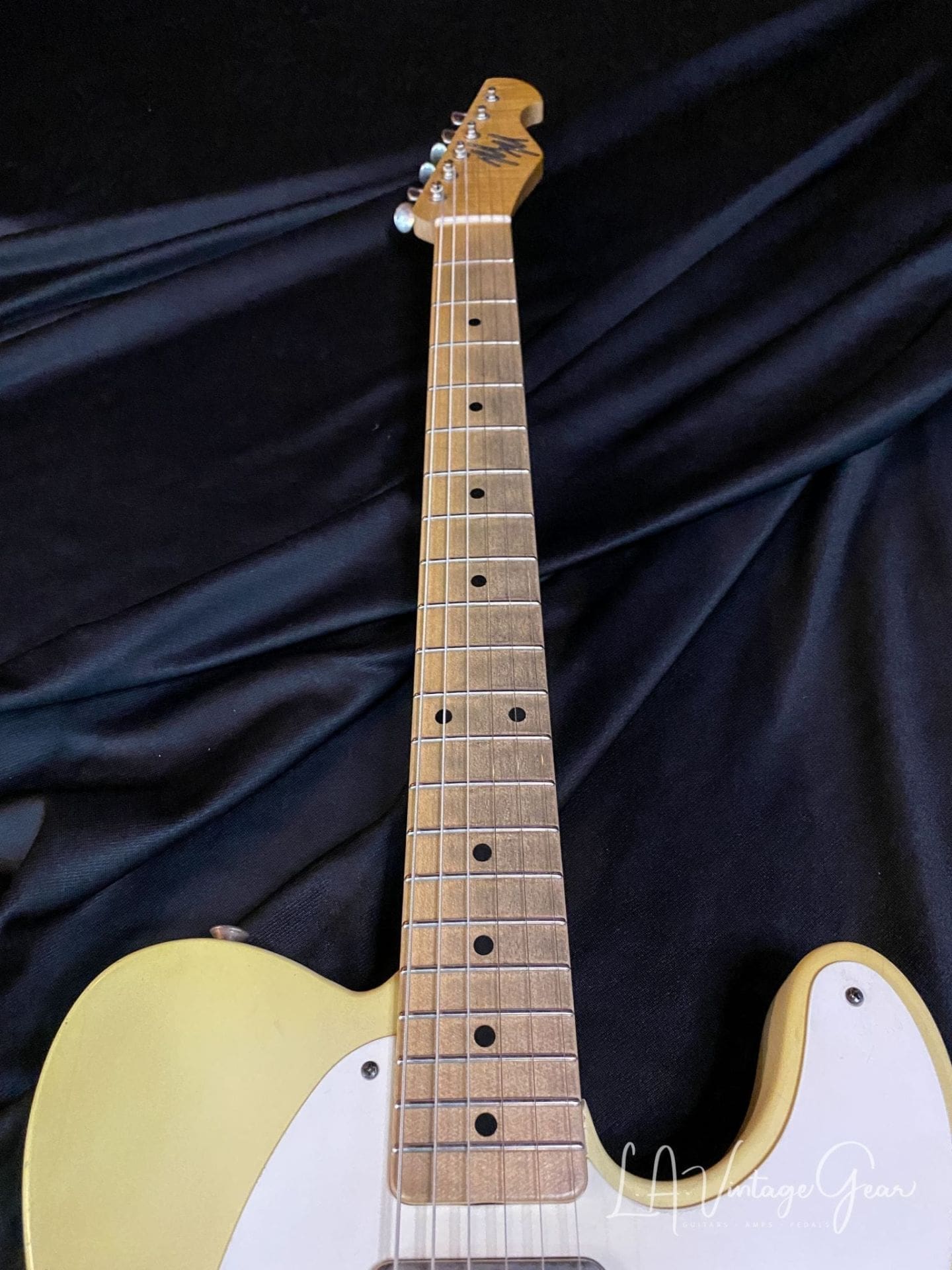 Mario Martin Whiteguard T-Style Electric Guitar - 5.15 pounds ! Our first of many Mario Guitars - Image 12