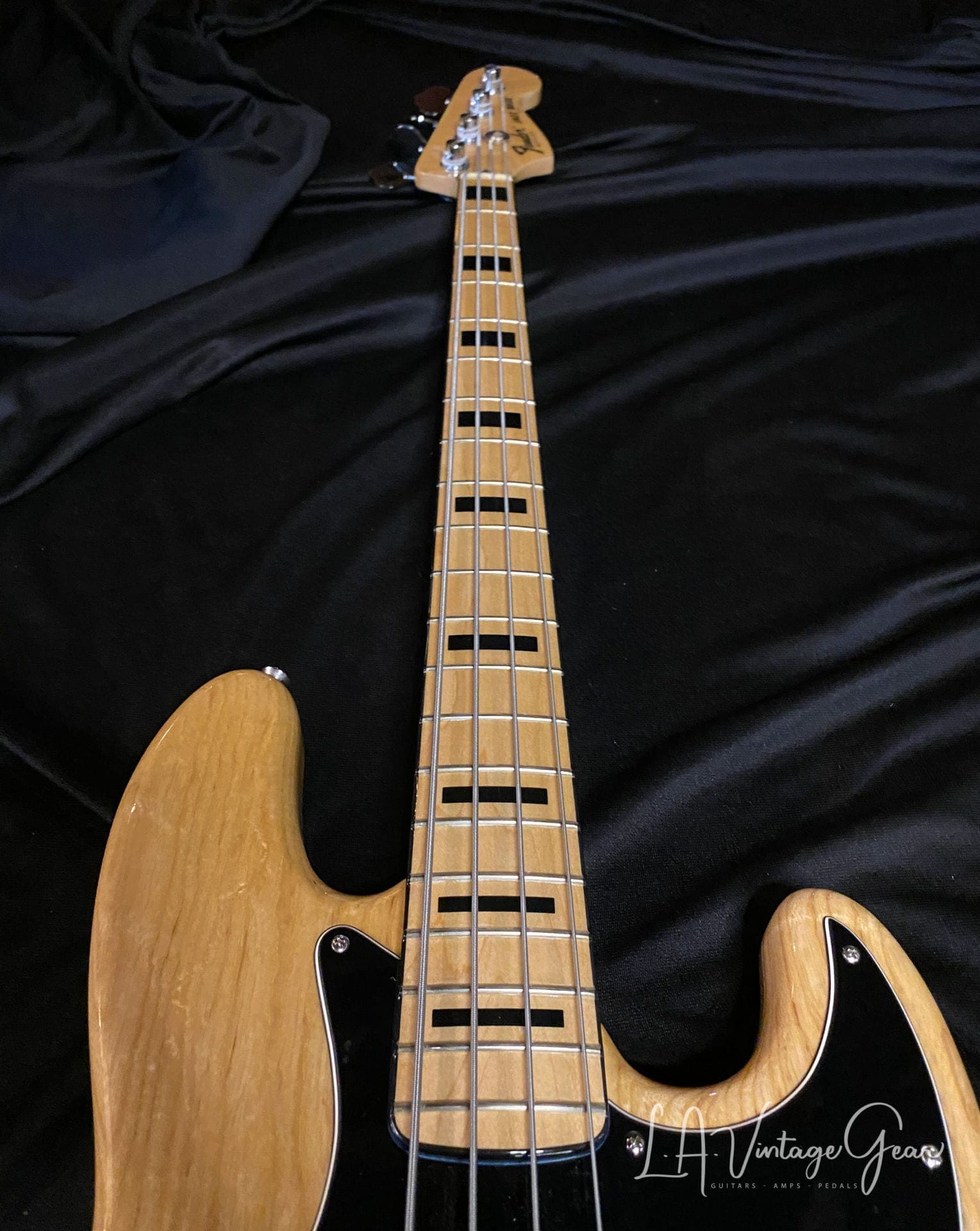 Fender American Vintage '75 Jazz Bass Guitar (2008) - Natural Finish - Super Clean and a nice weight - Image 10