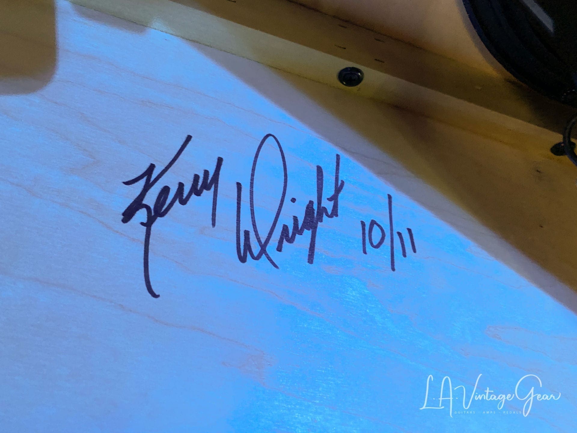 Kerry Wright Custom 2x12 Offset Fender Style Cab With EV Speakers - Image 8