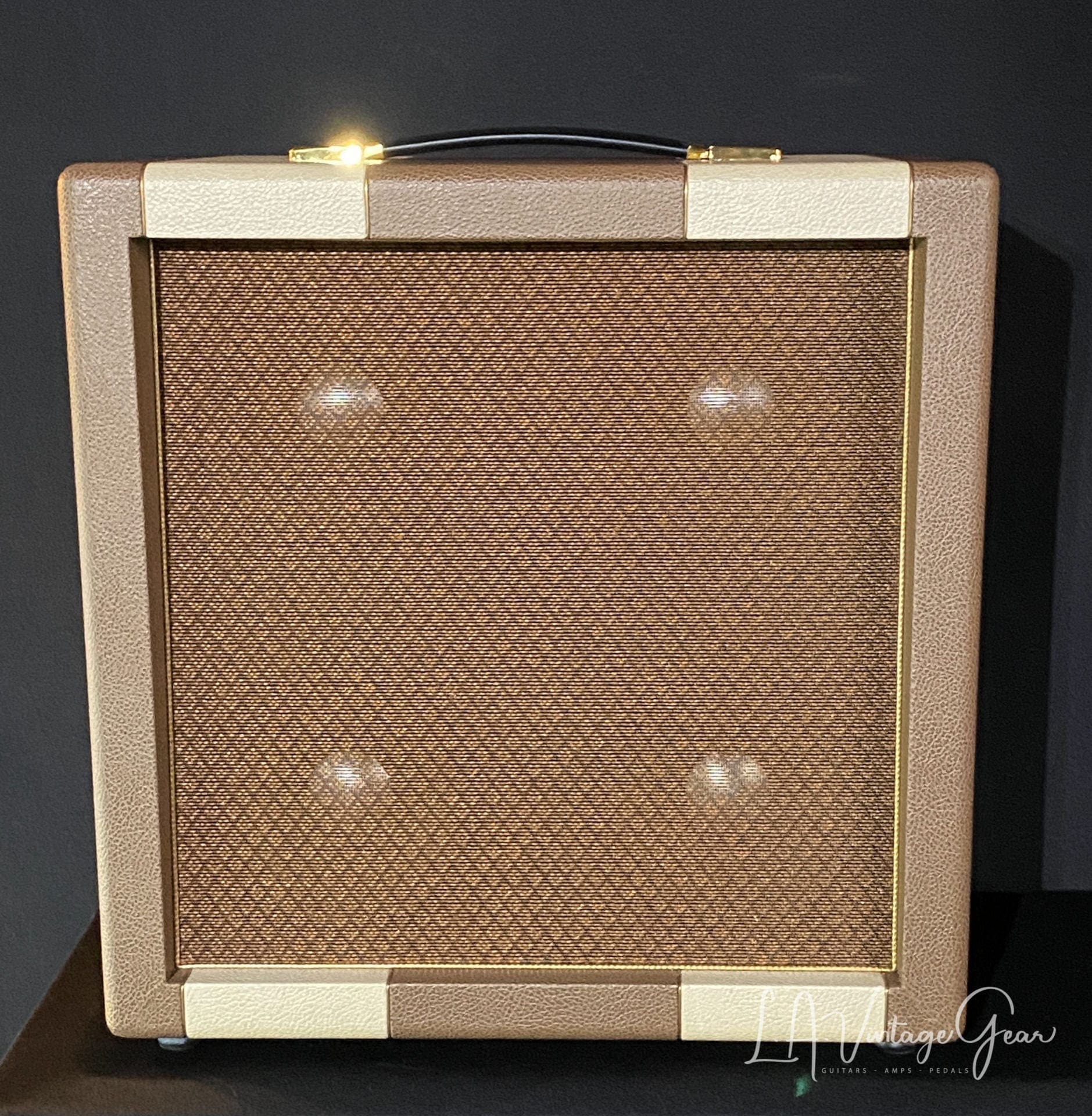 Kerry Wright 4 x 8 Blonde & Brown Tolex Speaker Cabinet - With JBL D2808 Speakers - Yea Baby !
