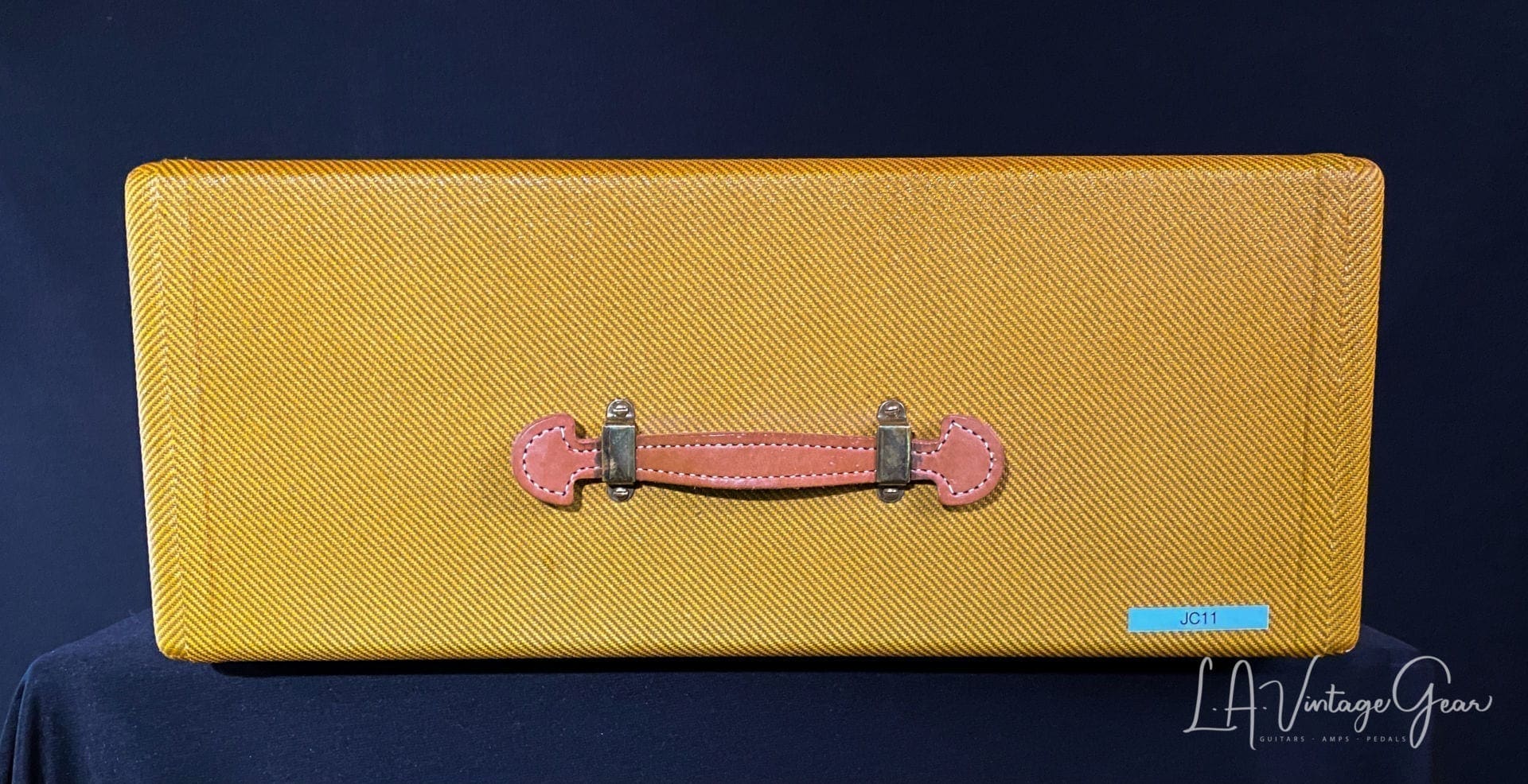 Kerry Wright Custom Cab 4 x 10 Tweed - With Jensen P10R Speakers - Image 5