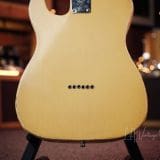 Fender Vintage ’72 Telecaster Electric Guitar – Blonde White Guard