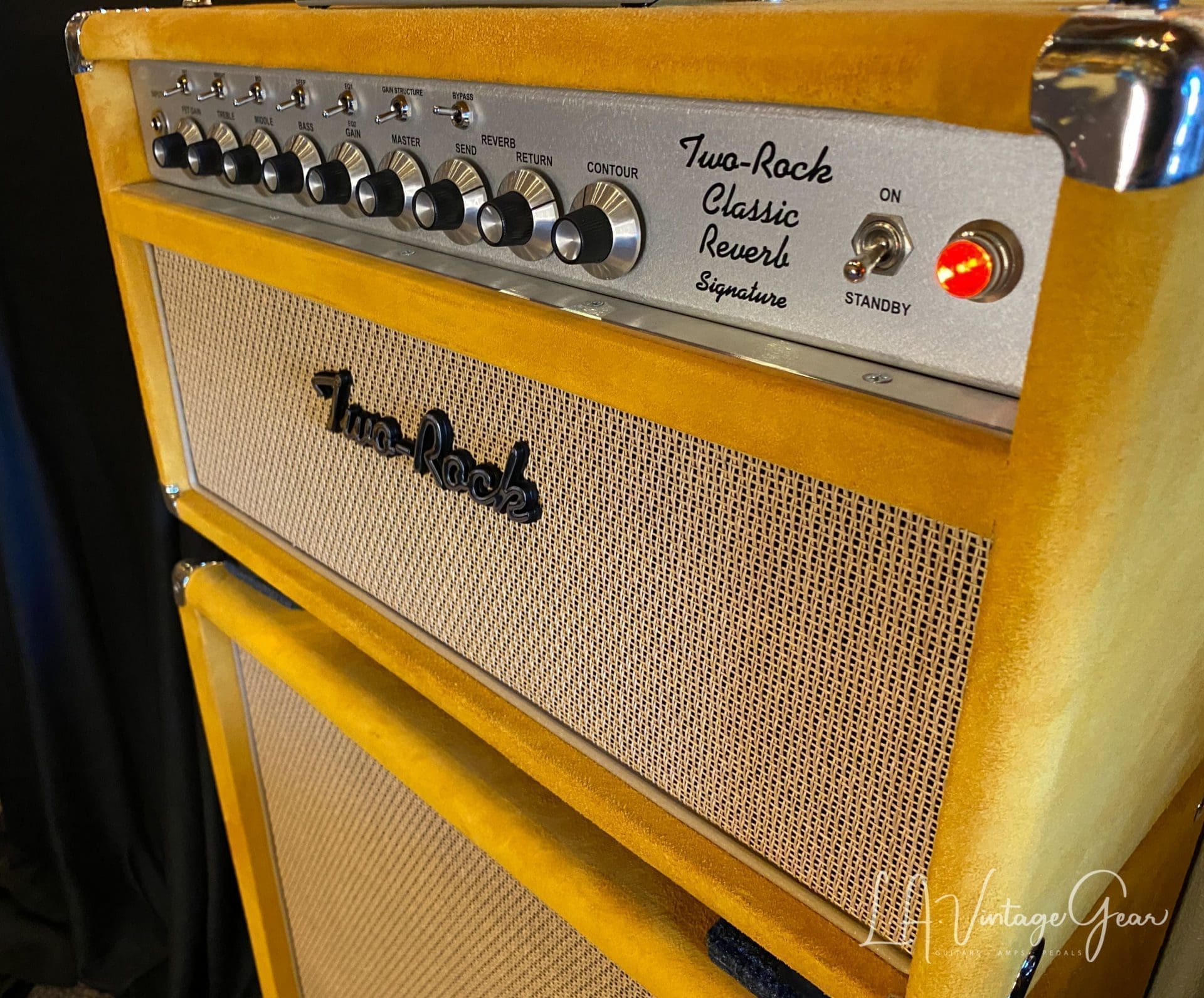 (Pre-Order) Two Rock Classic Reverb Signature 100W Guitar Amp Head & 2x12 Vertical Cab - Gold Suede & Cane Grill - Image 2