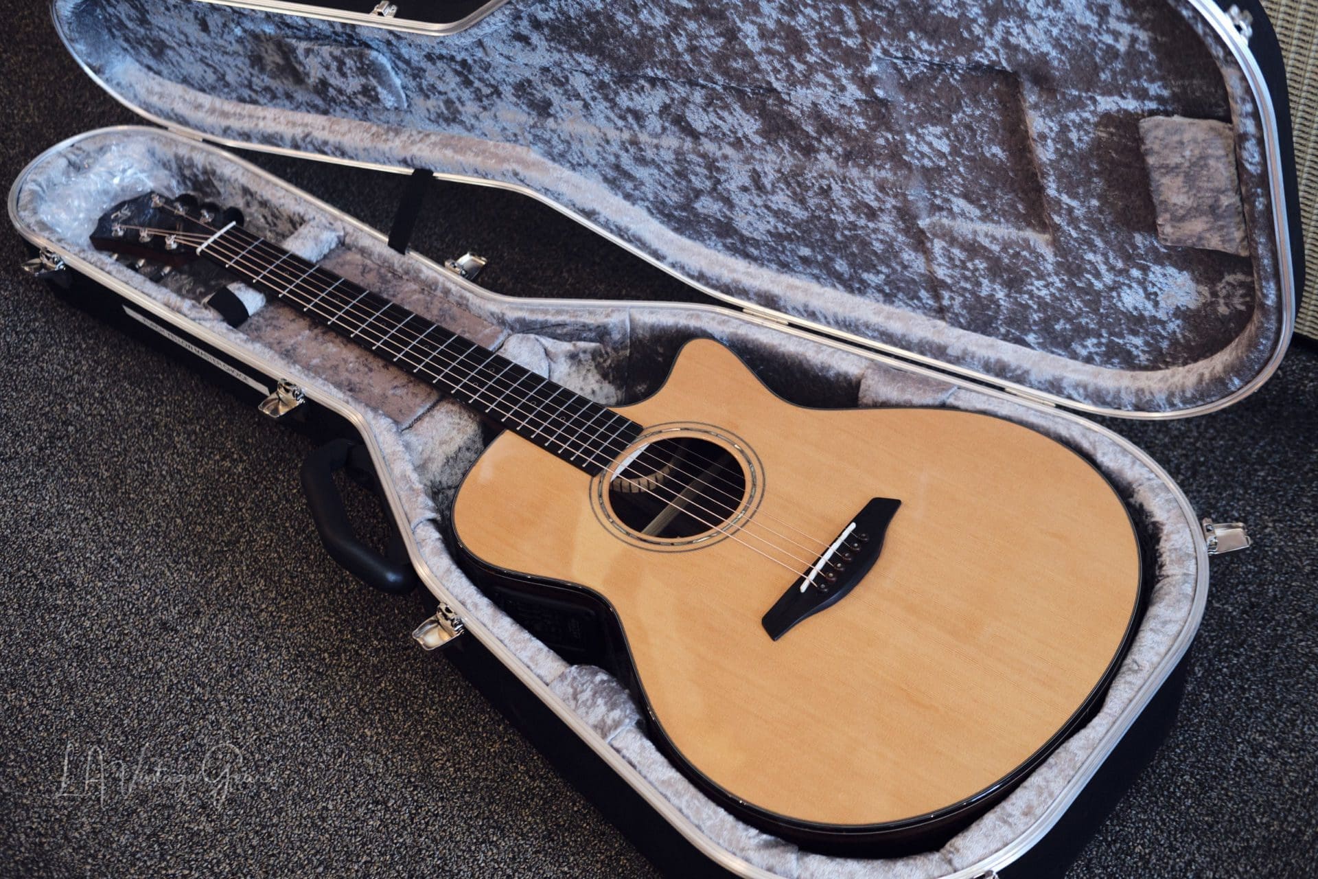 Furch 'Yellow Masters Choice' Acoustic Guitar with LR Baggs Pickup - GC-CR Model Cedar Top - MINT CONDITION! - Image 21