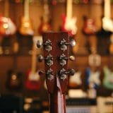 Santa Cruz ‘Vintage Artist’ Dreadnought Acoustic Guitar 1999 – Sitka Spruce Top & Rosewood Back & Sides