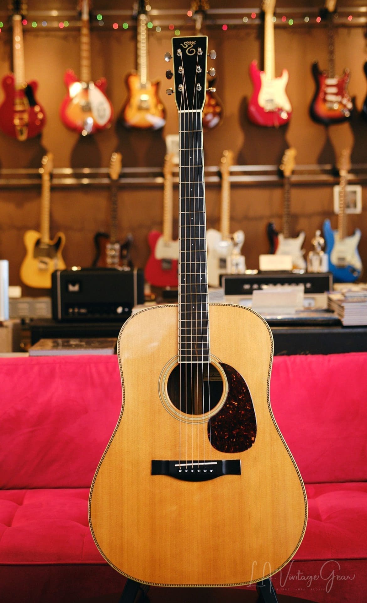 Santa Cruz 'Vintage Artist' Dreadnought Acoustic Guitar 1999 - Sitka Spruce Top & Rosewood Back & Sides