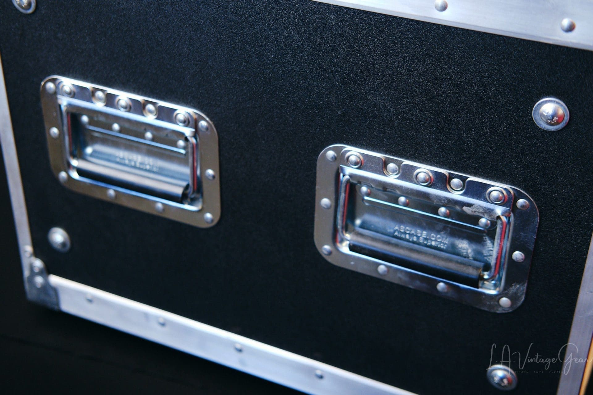 Neve 8 Slot Unloaded Rack Unit in Road Case-All Neve Components-Power Supply Included! - Image 11