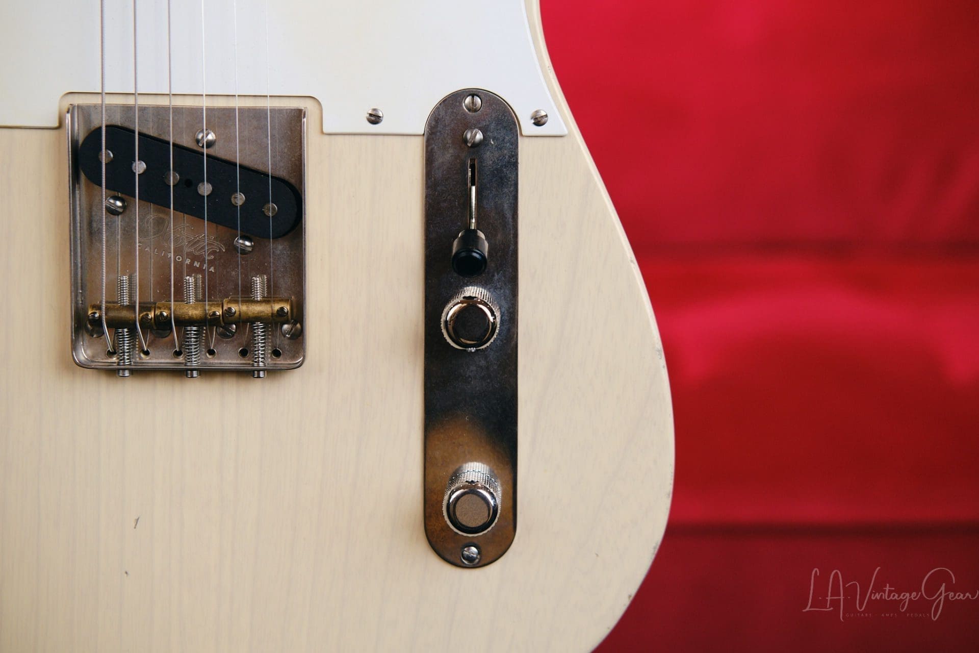 Xotic XTC1 T-Style Electric Guitar-White Blonde Finish & Maple Fingerboard- SKB Case - Brand New ! - Image 6