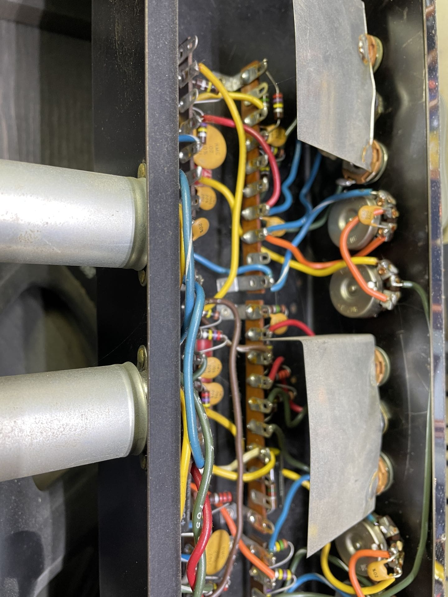 Supro 1965 697T / S6497 Combo Tremolo Valco Thunderbolt 1x15 Combo Guitar amplifier - With Original Jensen Speaker - Image 24