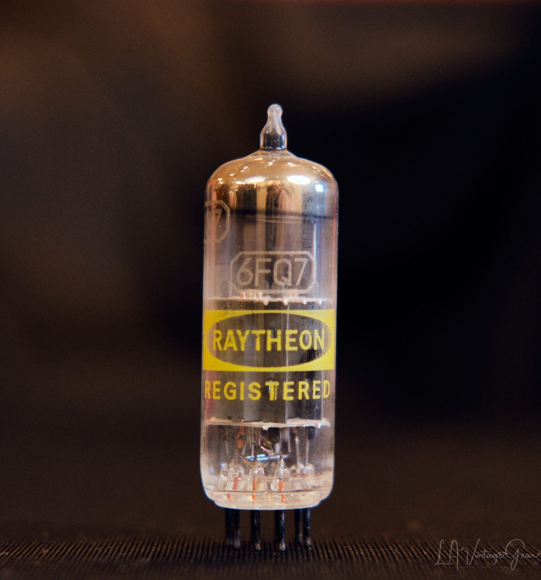 Vintage Raytheon 6CG7 (6FQ7) Vacuum Tube - Tests Good