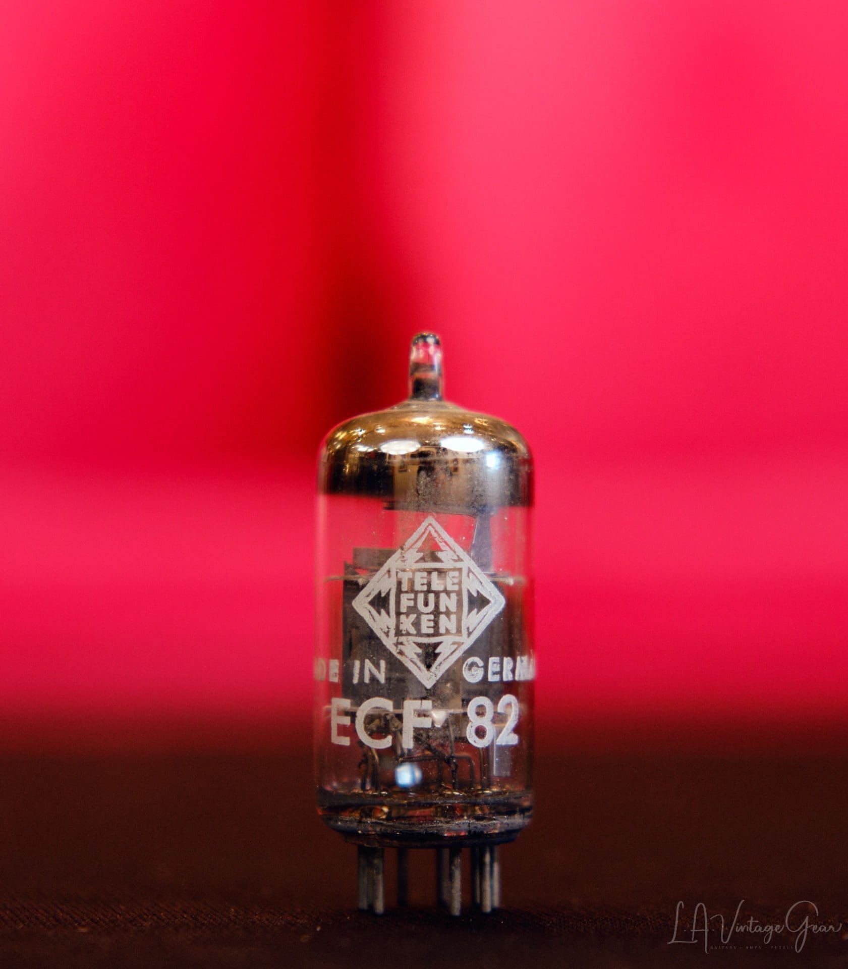 Telefunken ECF82/6U8A Tube