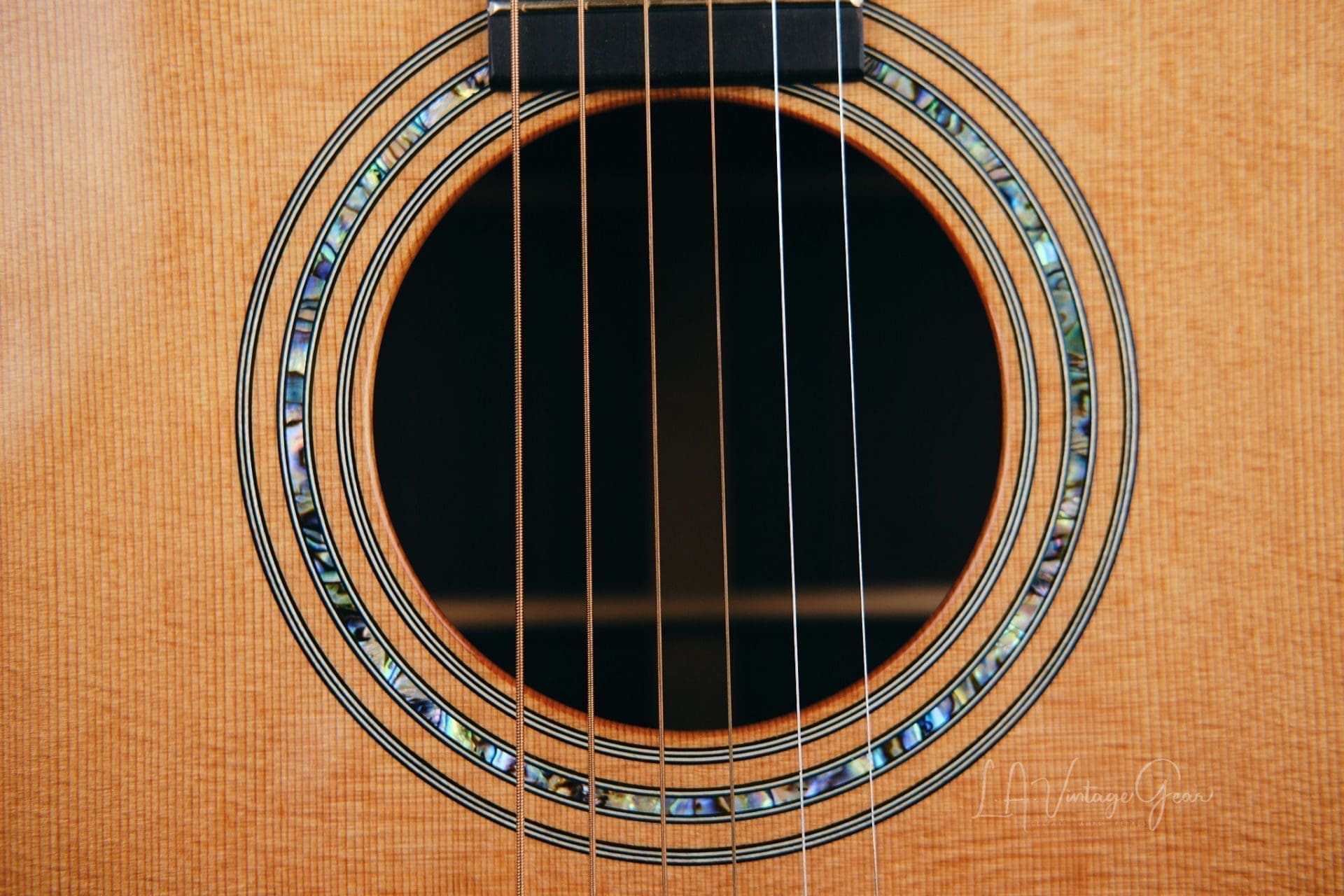Olson "SJ" Series I Acoustic Guitar (2021) - Mint Condition & Signed & Played by James Taylor! - Image 11
