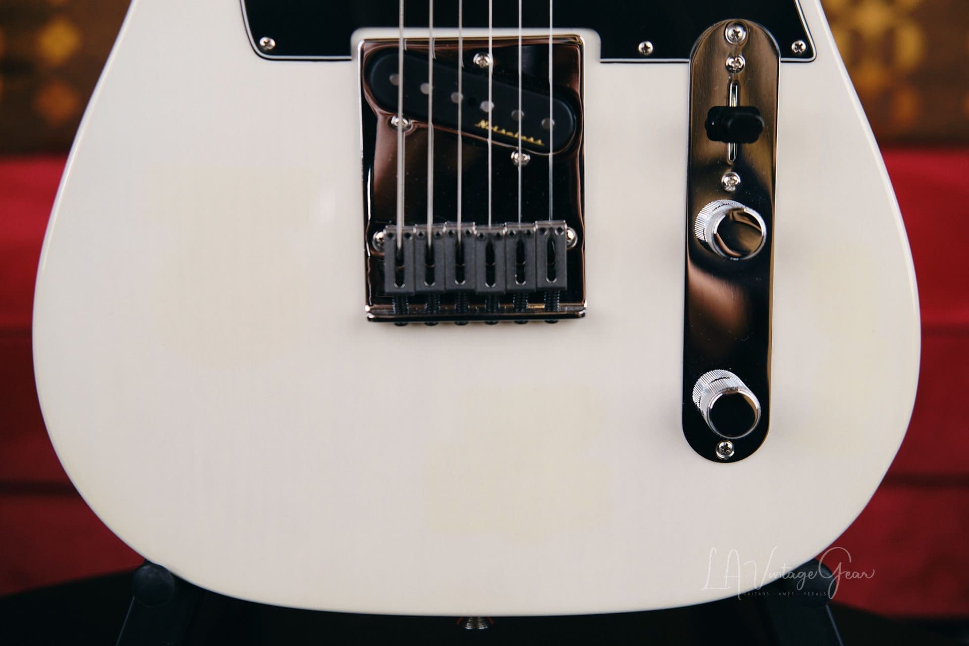 Fender Deluxe Nashville Telecaster Electric Guitar - Blonde Blackguard with Noisless Pickups! - Image 5