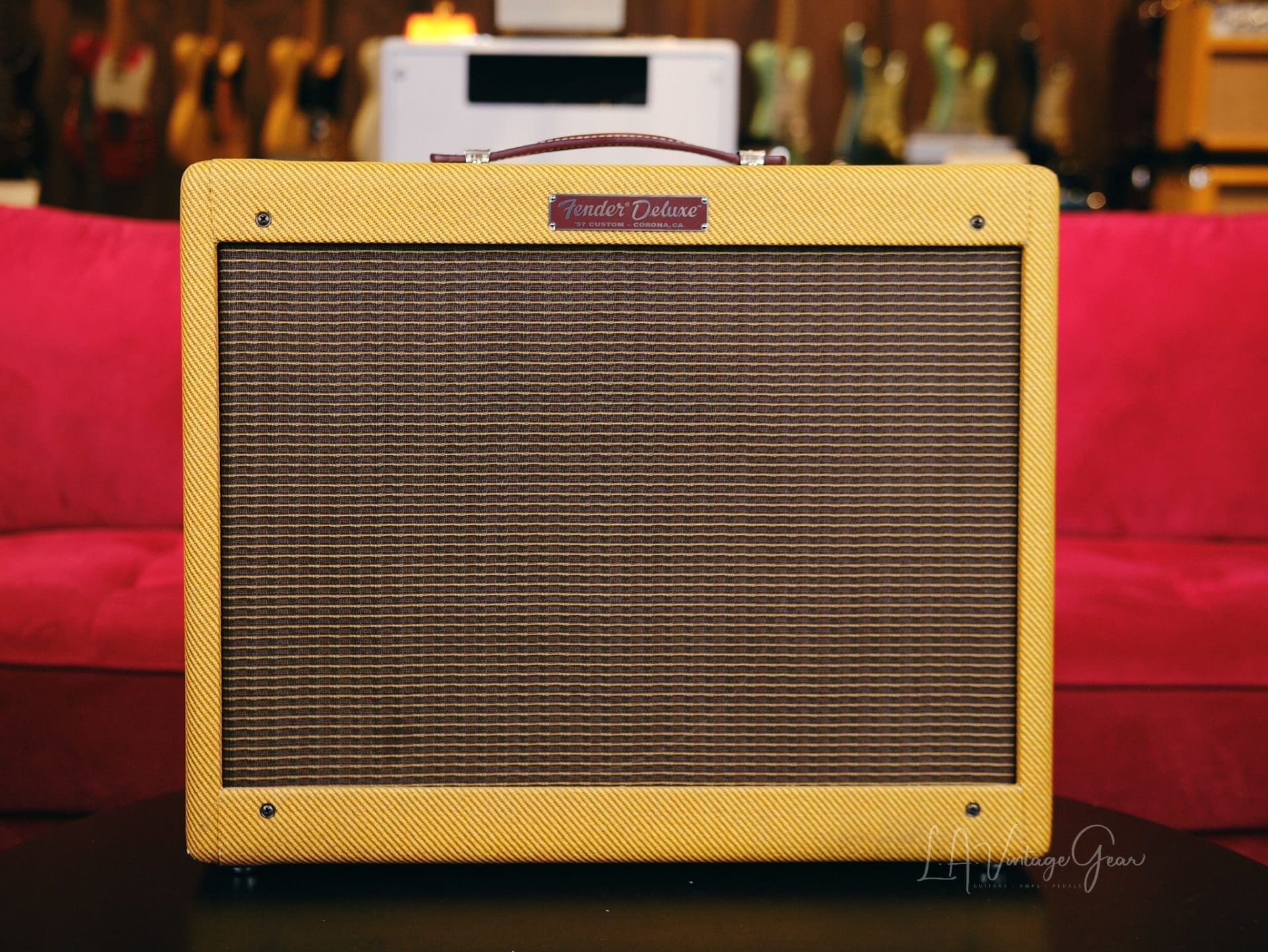 Fender '57 Tweed Custom Deluxe Reissue 12W 1x12 Combo - Comes With a Cover!