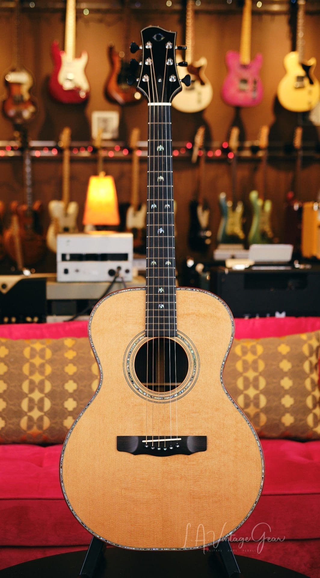 Olson "SJ" Series I Acoustic Guitar (2021) - Mint Condition & Signed & Played by James Taylor!