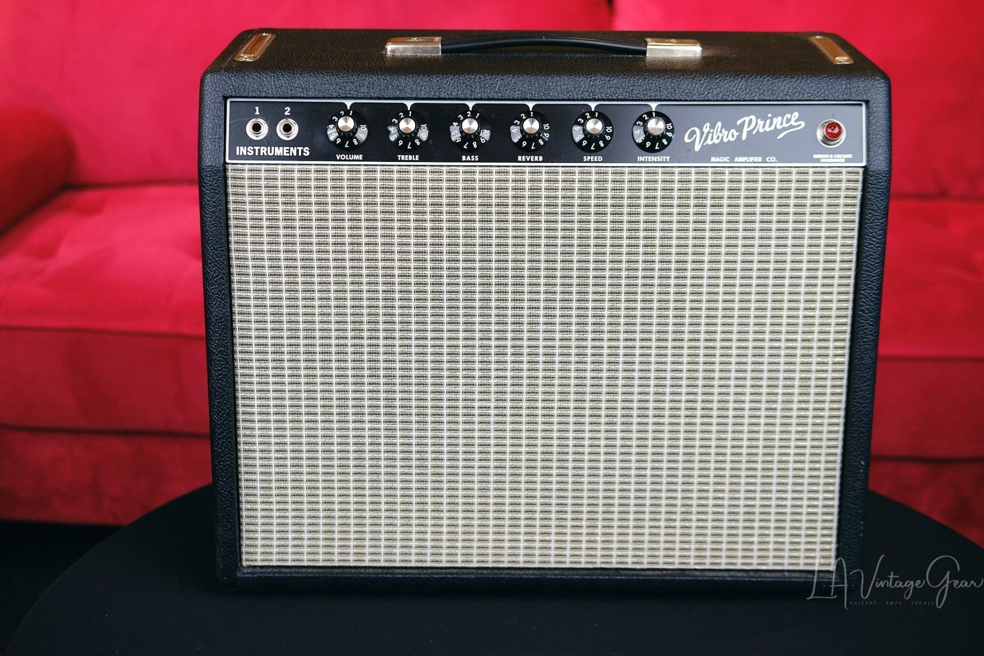 Magic Vibro Prince 1 x 12 Combo Guitar Amplifier - Rare, Sought After, and In Excellent Condition! - Image 2