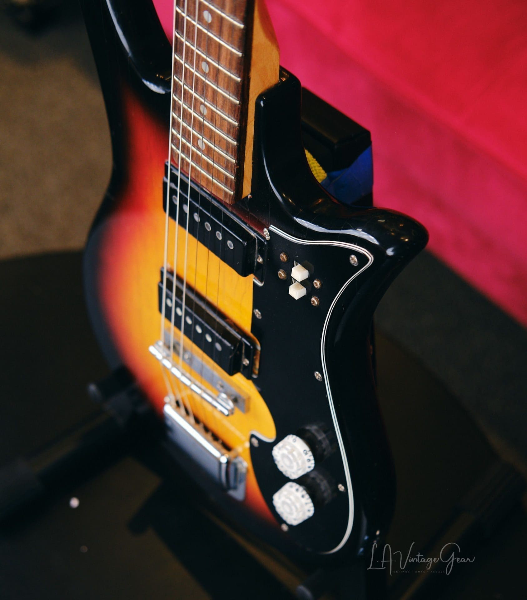 Teisco 1960's E-200 ET-200 Tulip Electric Guitar - Image 14