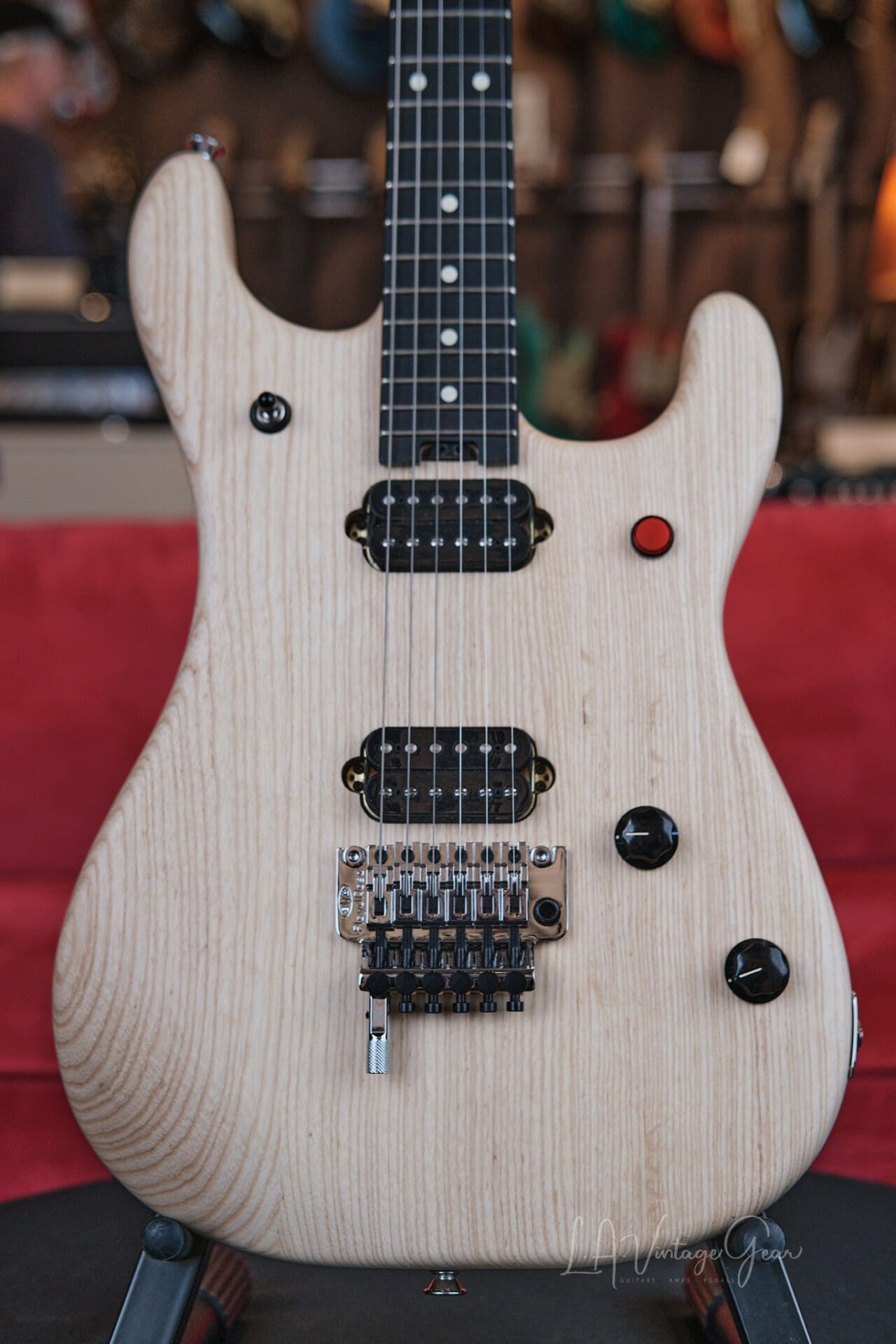 EVH Limited Edition 5150 Deluxe Electric Guitar Natural Ash - With Hardshell Case! - Image 2