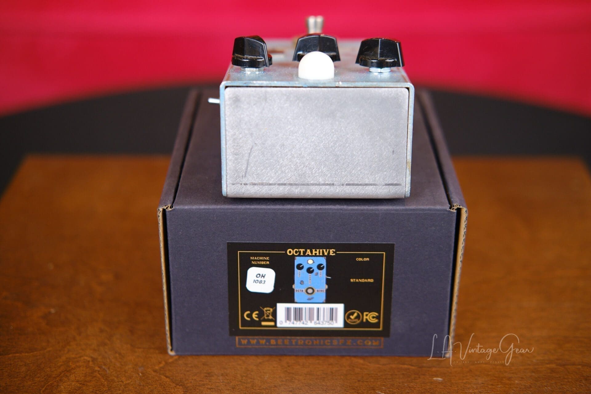 Beetronics OctaHive - Awesome Octave Fuzz! - Image 3