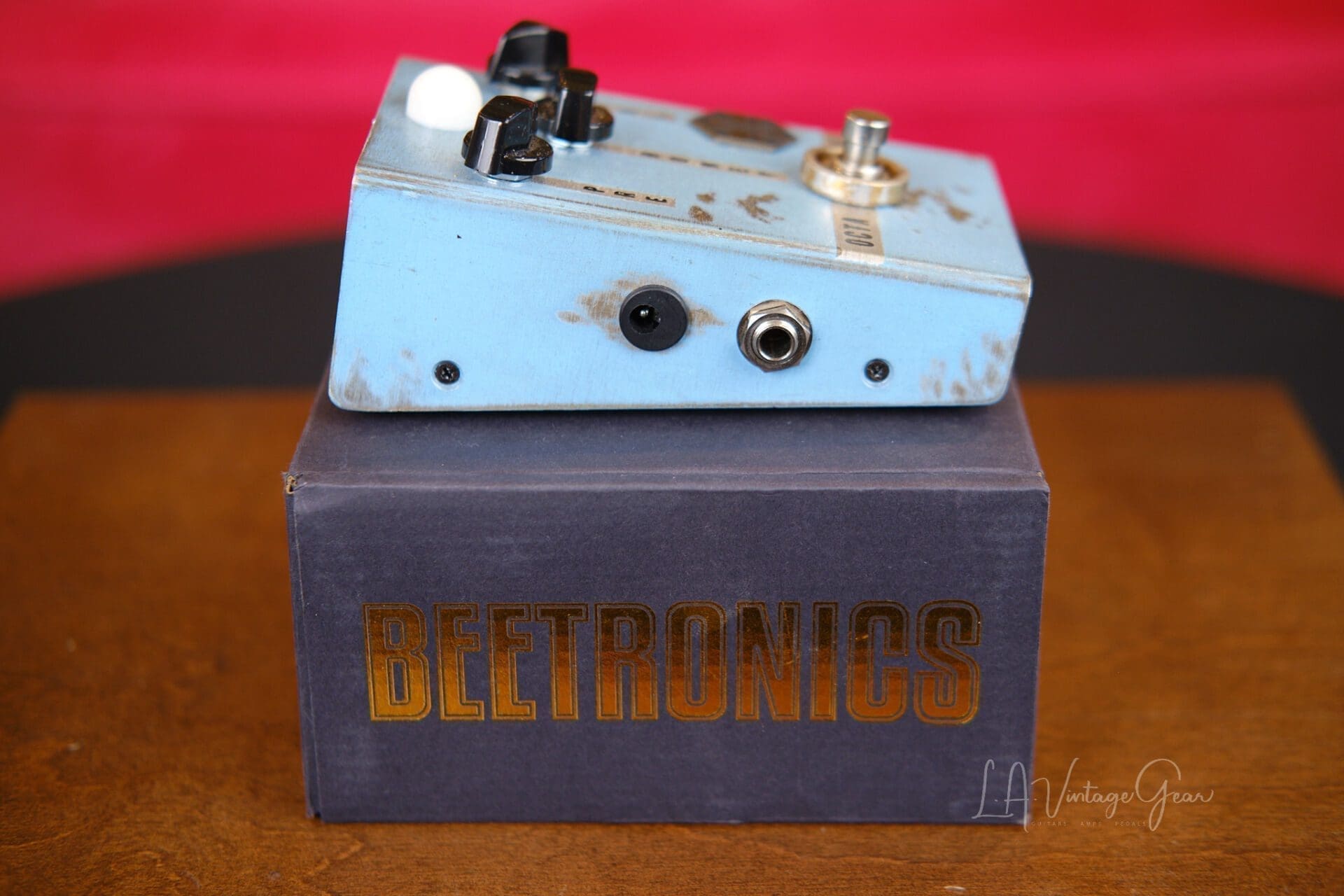 Beetronics OctaHive - Awesome Octave Fuzz! - Image 2