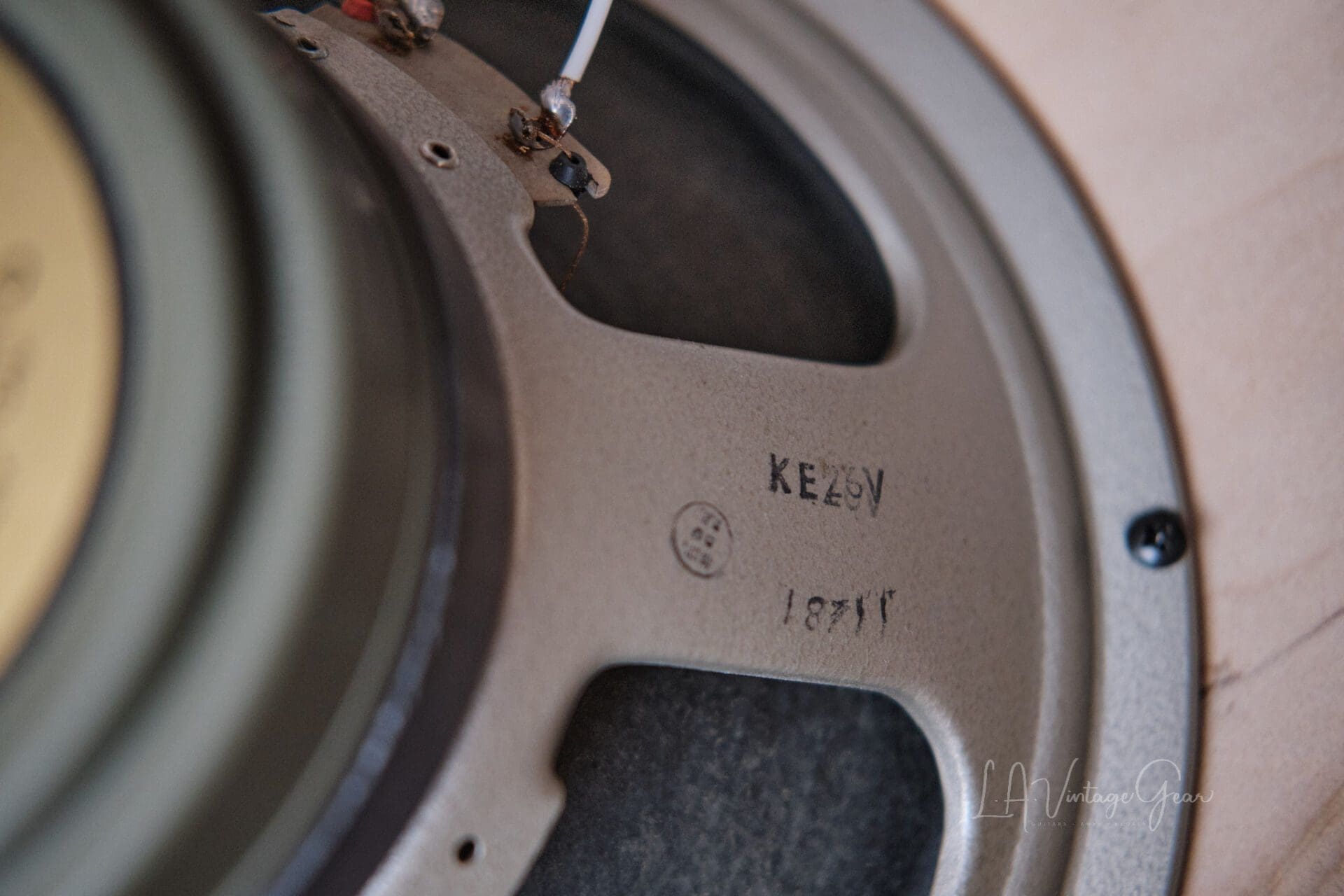 Kerry Wright Tribute Series 4 x 12 Guitar Speaker Cabinet - With Pre Rola Celestion 25 Watt Greenbacks! - Image 10