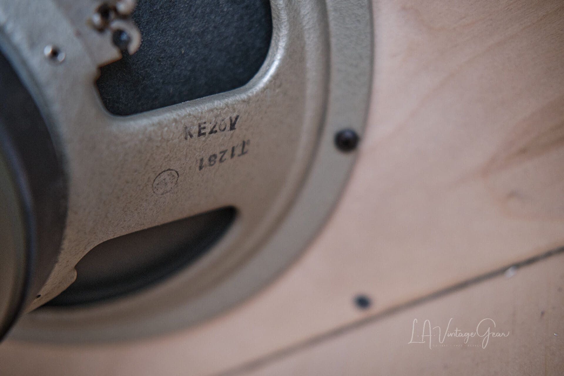 Kerry Wright Tribute Series 4 x 12 Guitar Speaker Cabinet - With Pre Rola Celestion 25 Watt Greenbacks! - Image 7