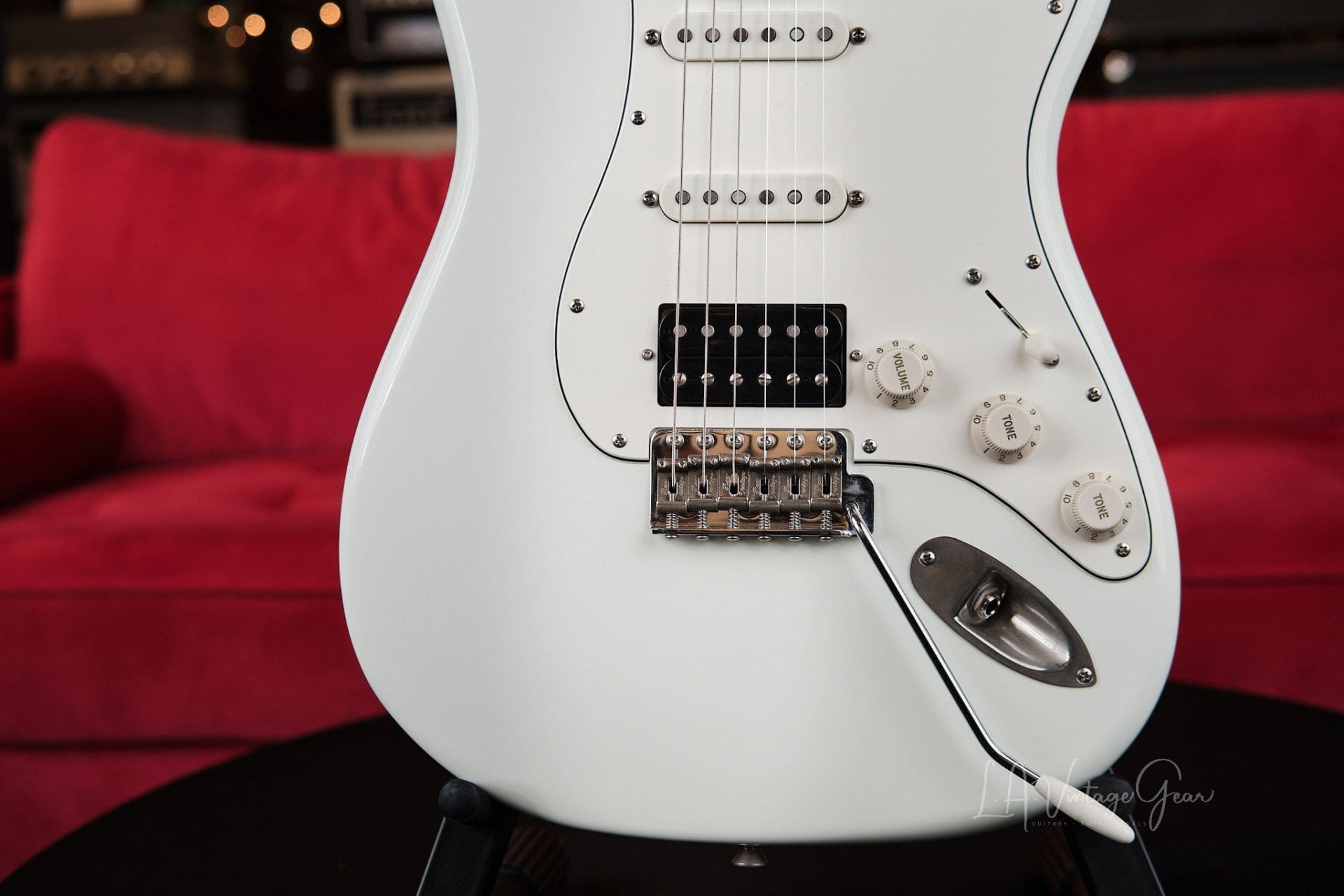 Xotic California Classic® XSCPRO-2 Olympic White - Light Aged #3406 - Image 6