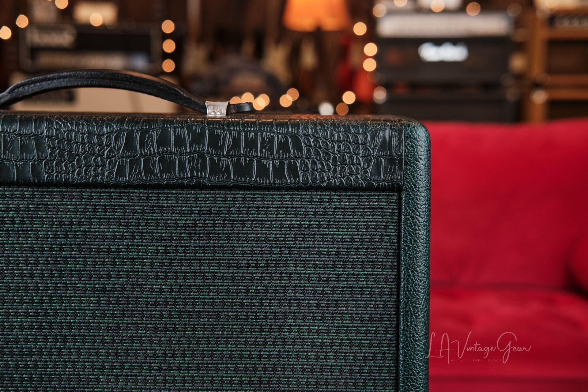 Kerry Wright 2x8 Closed Back Cabinet - In A Beautiful Green Crocodile Tolex! - Image 3