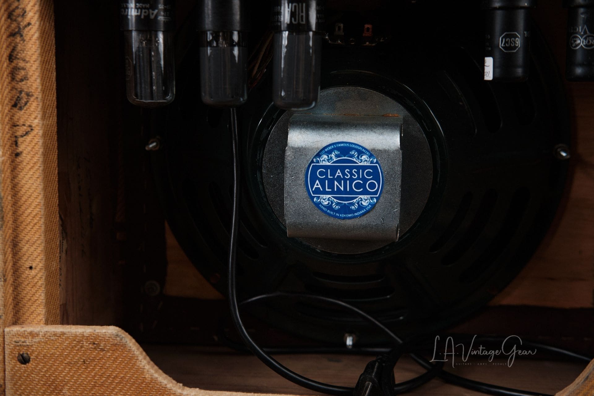 1949 "TV Front" Fender Tweed Deluxe 5A3 - Awesome Tweed Tones! - Image 12