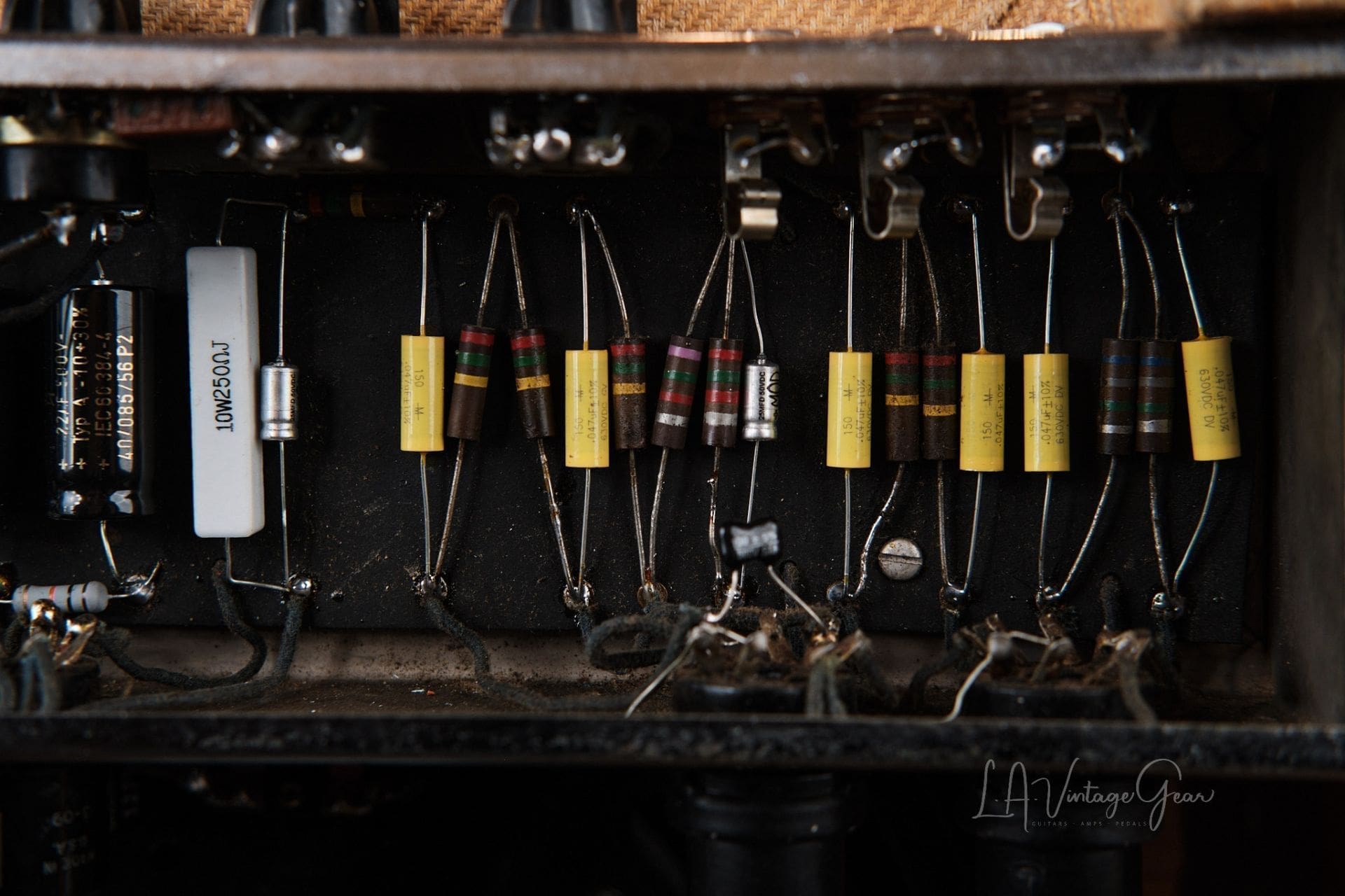 1949 "TV Front" Fender Tweed Deluxe 5A3 - Awesome Tweed Tones! - Image 15