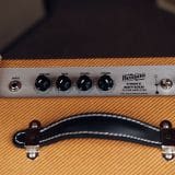 Benson Vinny Reverb 1×10 Combo 5 Watt Guitar Amplifier –  Aged Tweed Tolex & Oxblood Grill!