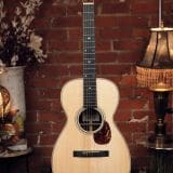 Froggy Bottom P12 Deluxe Parlor Sized Acoustic – Adirondack Spruce & Indian Rosewood!