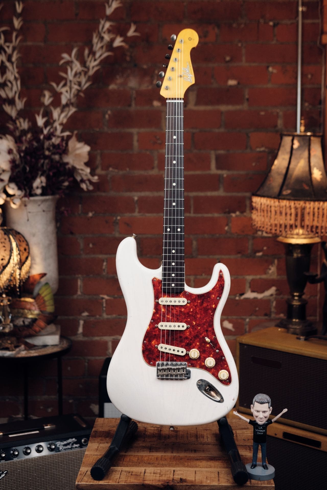 Lelah Custom Guitars 37S - With Ron Ellis Pickups and Avantguard Pickguard!