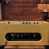Victoria ‘Reverberato’ Tank in Tweed Tolex – Tube Reverb & Vibrato In One!