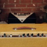 Victoria ‘Reverberato’ Tank in Tweed Tolex – Tube Reverb & Vibrato In One!