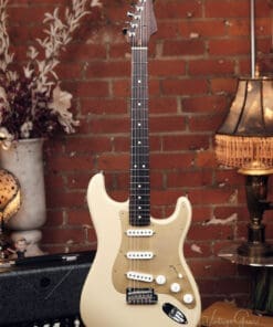 Fender American Professional Stratocaster - Rosewood Neck Limited Edition in Desert Sand!