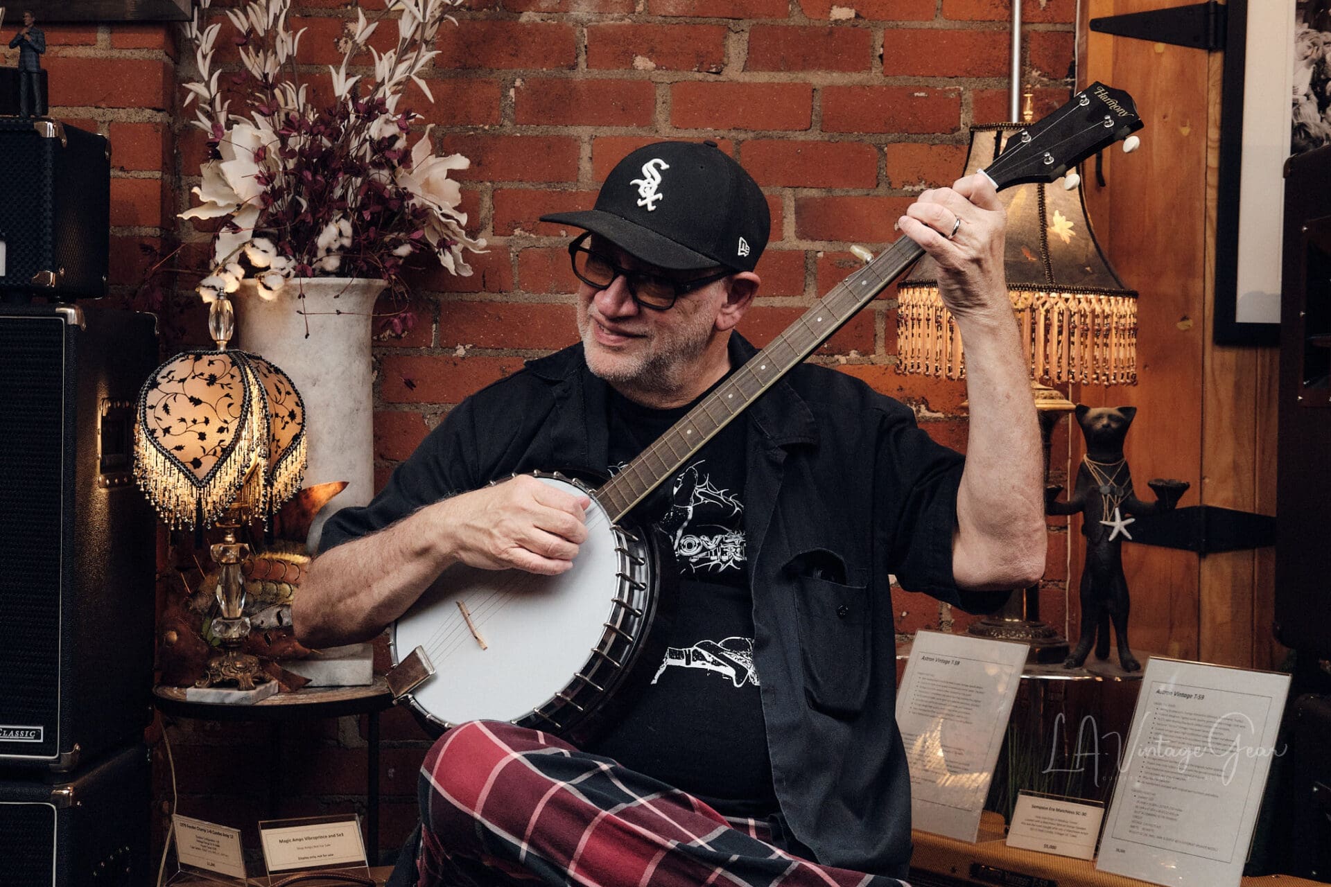 Harmony 5 String Banjo - Cool Vintage Banjo! - Image 10