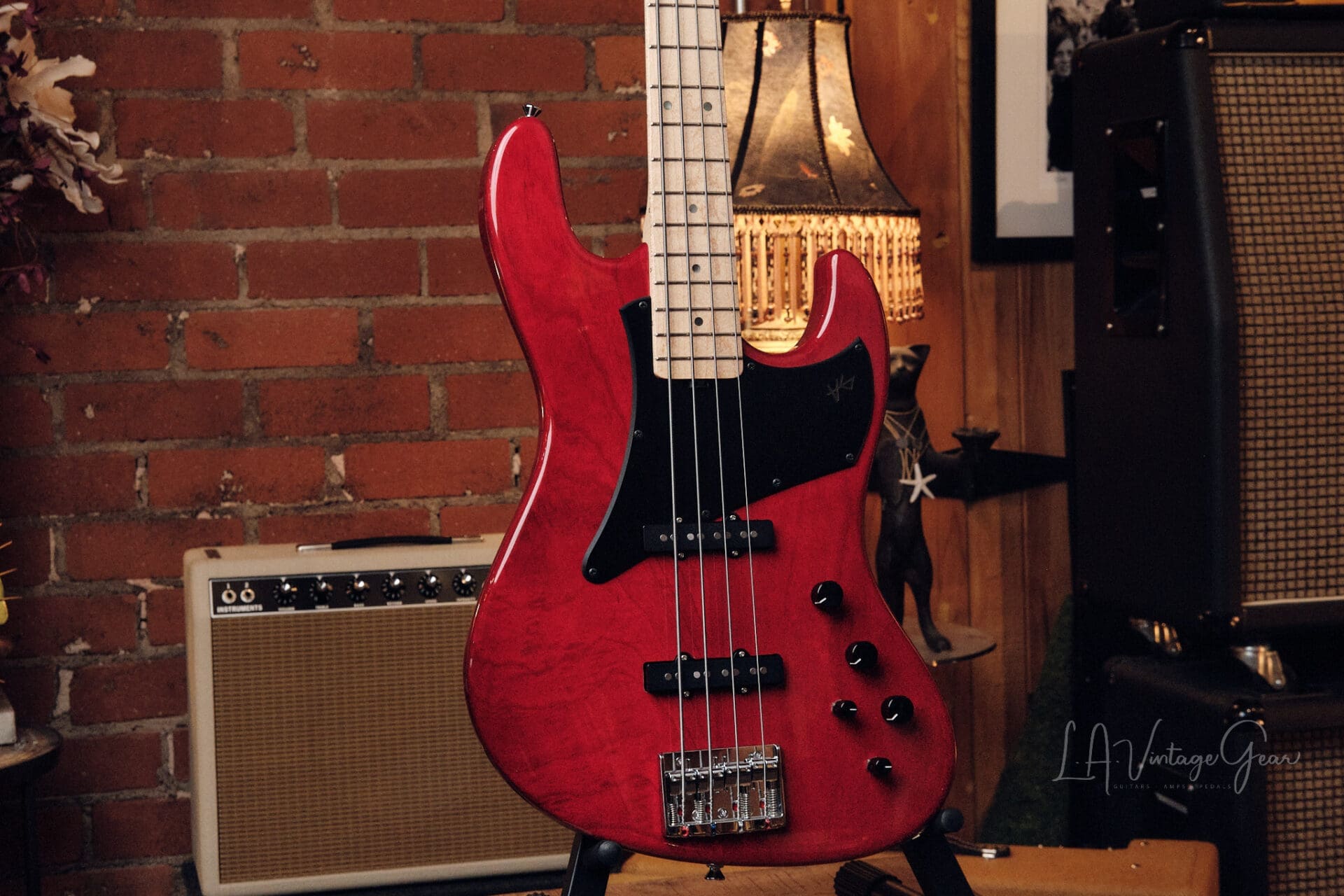 Vincita Versatilita 4 String J Bass - Great Active/Passive J bass! - Image 3