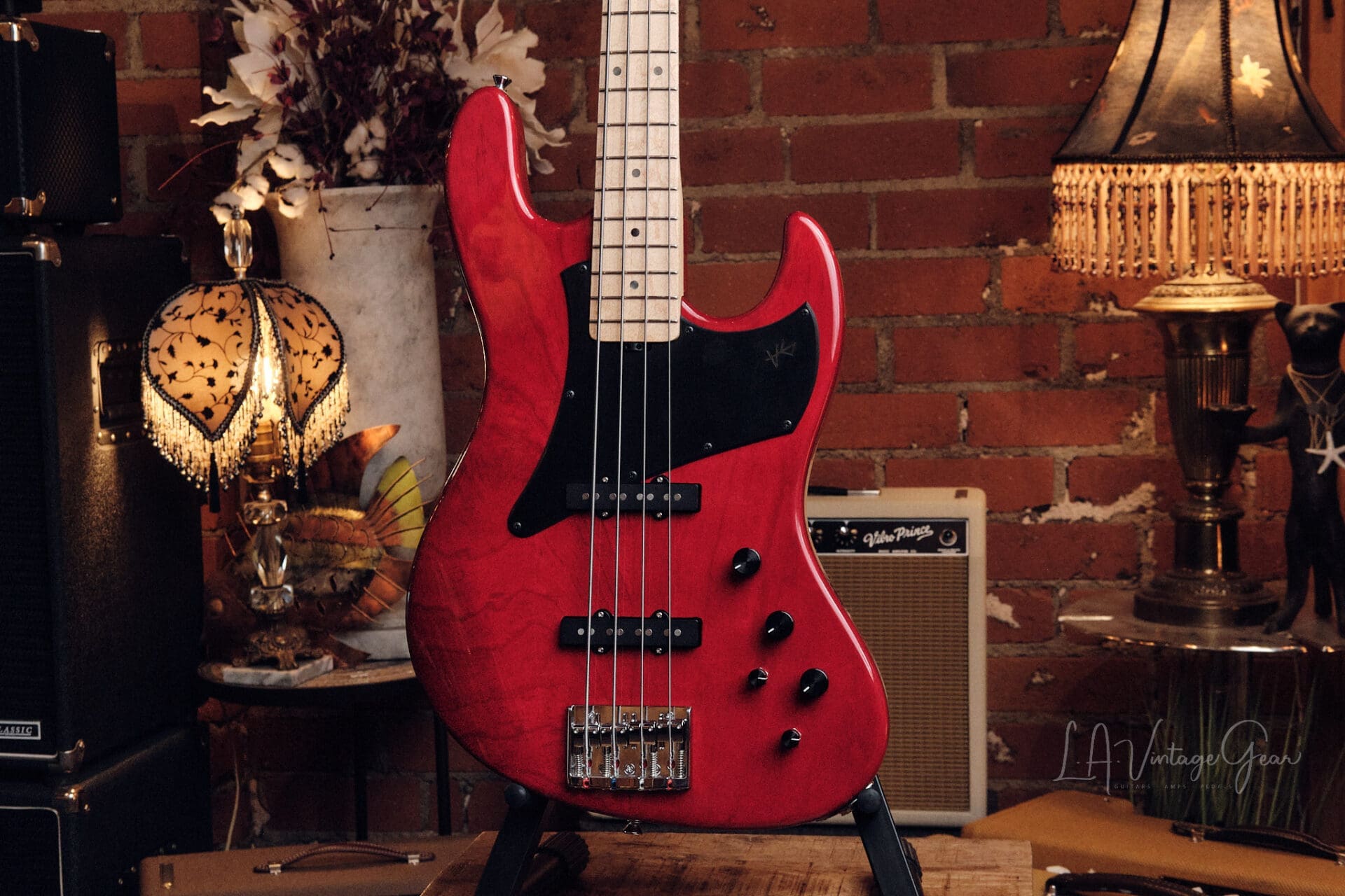 Vincita Versatilita 4 String J Bass - Great Active/Passive J bass! - Image 4