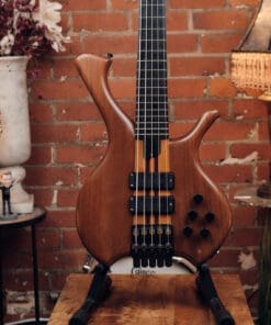Alternative view of Laurus Quasar 5 String Bass - Great Active 5 String!