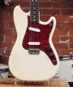 Alternative view of 1964 Fender Duo Sonic - Olympic White!