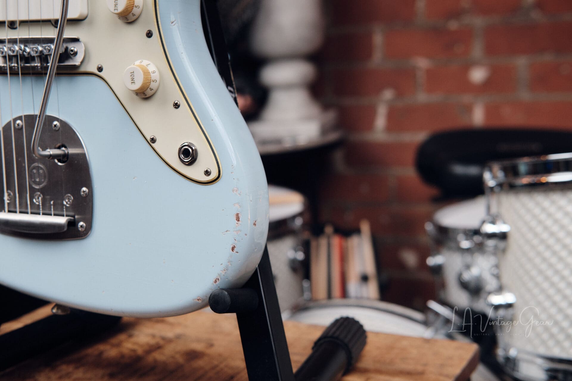 Lelah Custom Guitars 37JM - Sonic Blue with Arcane Pickups! - Image 7