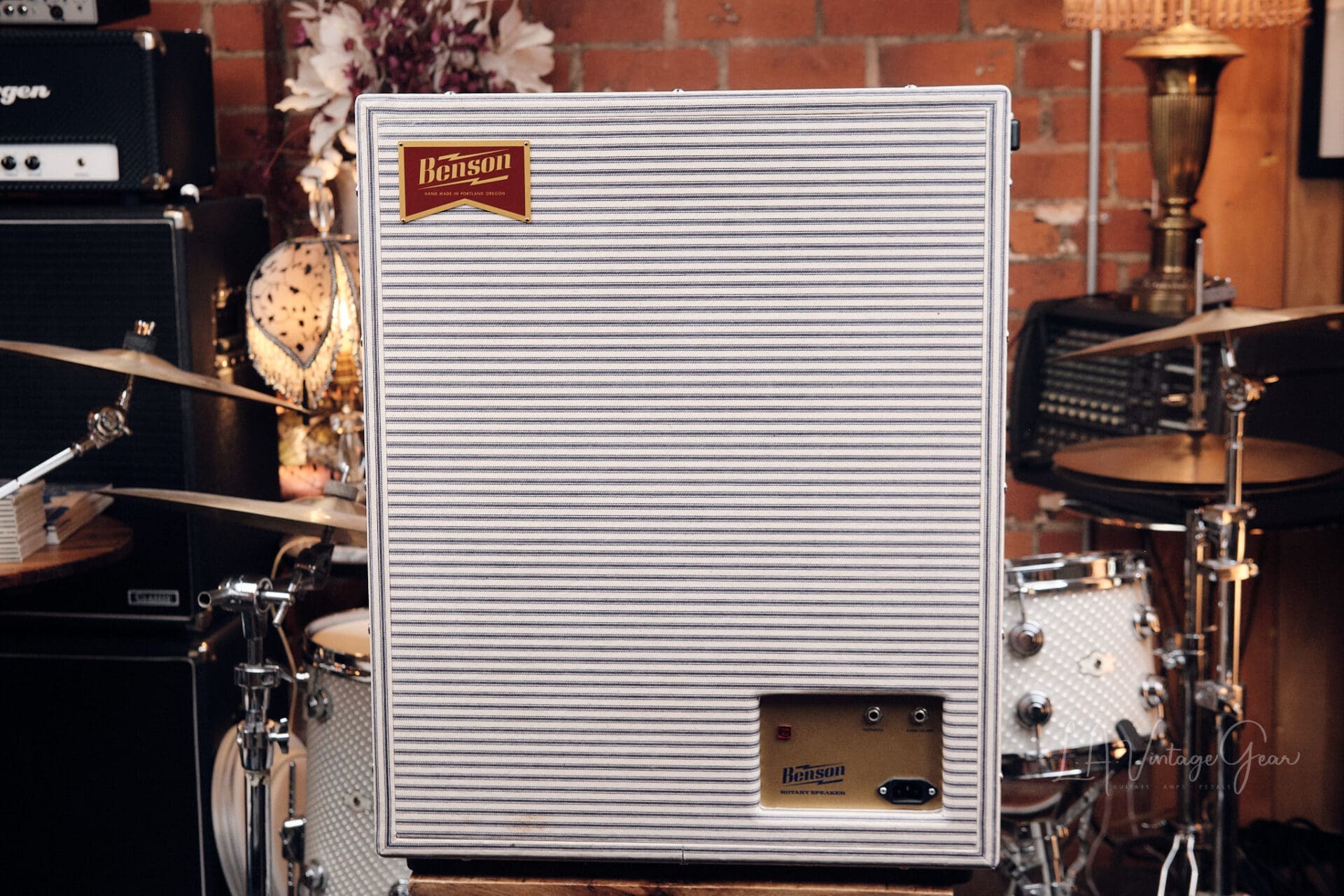 Benson Rotary Speaker Cab - Leslie Effect in a Small Cab! A Rare Build from Benson!