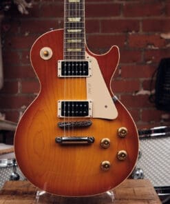 Alternative view of 2003 Gibson Les Paul Classic '60s - Honey Burst with OHSC!